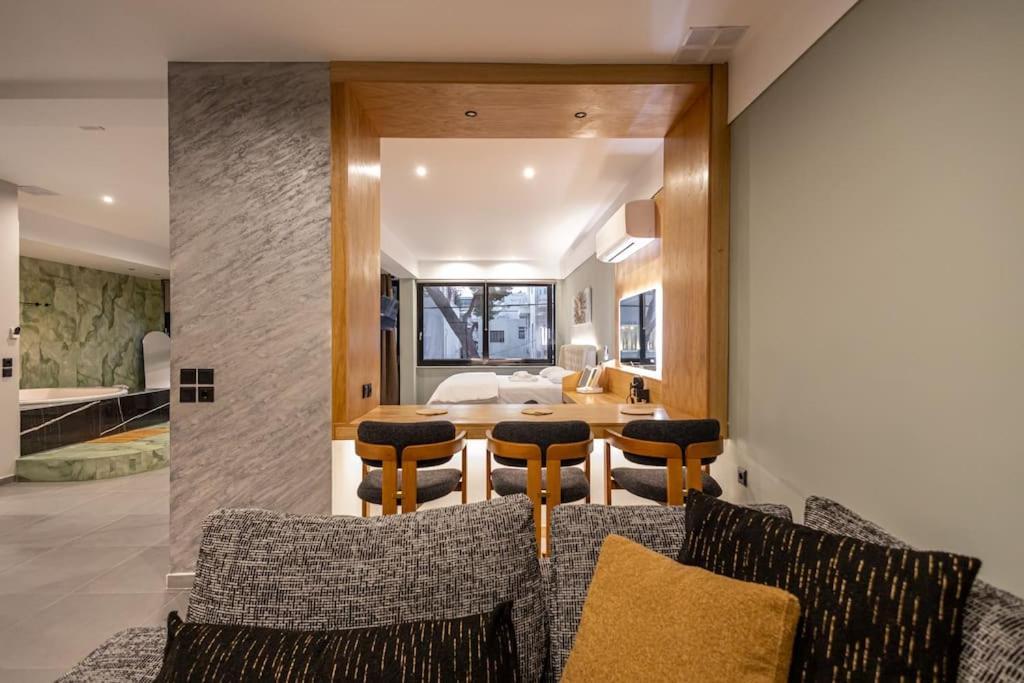 Smaragdi Luxury Jacuzzi Apartment Noho Premium Living Athen Exterior foto