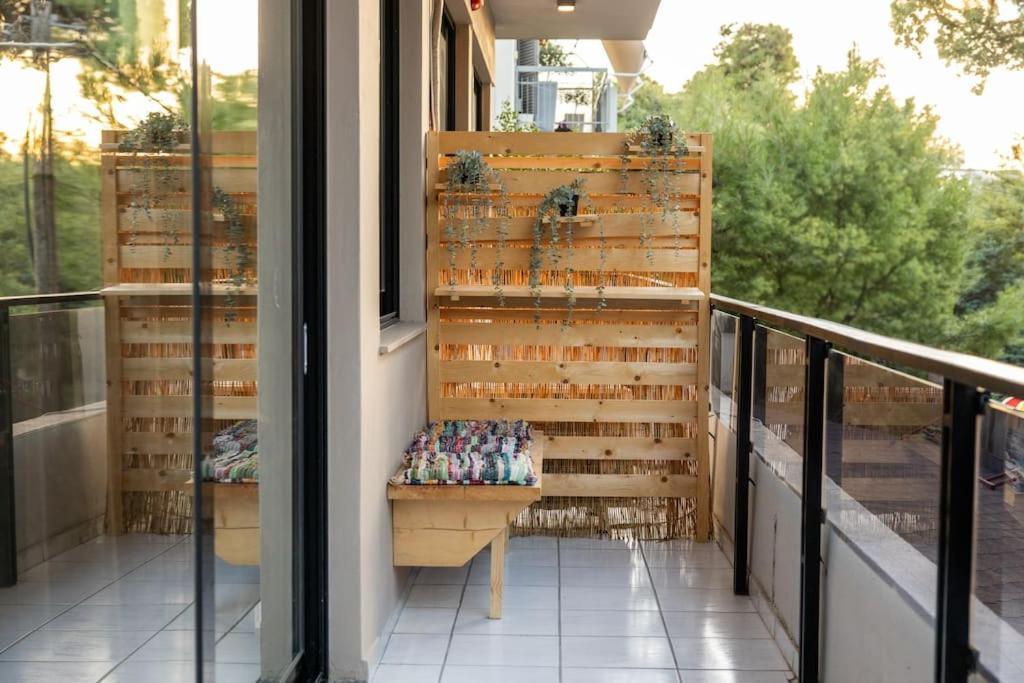 Smaragdi Luxury Jacuzzi Apartment Noho Premium Living Athen Exterior foto